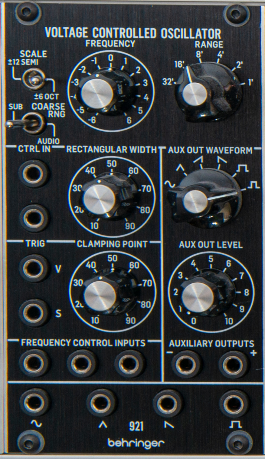 Behringer 921 VC Oscillator